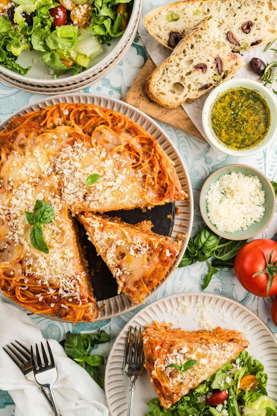 Spaghetti Pie - Photo Credit: xoxoBella.