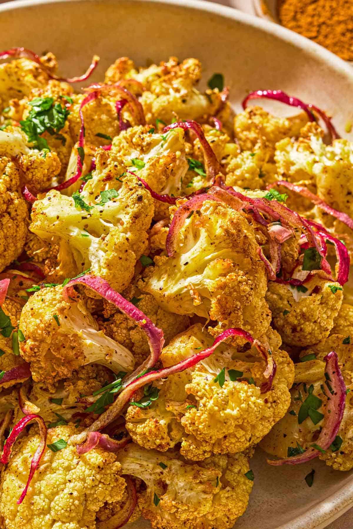 Air fryer cauliflower in a serving bowl.