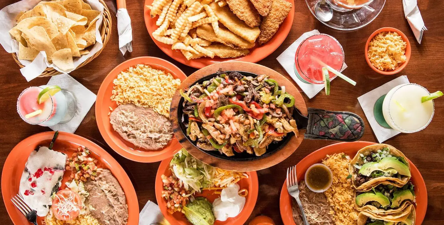 Food from San Diego Mexican restaurant Todo Pa’ La Cruda opening a third location in Pacific Beach