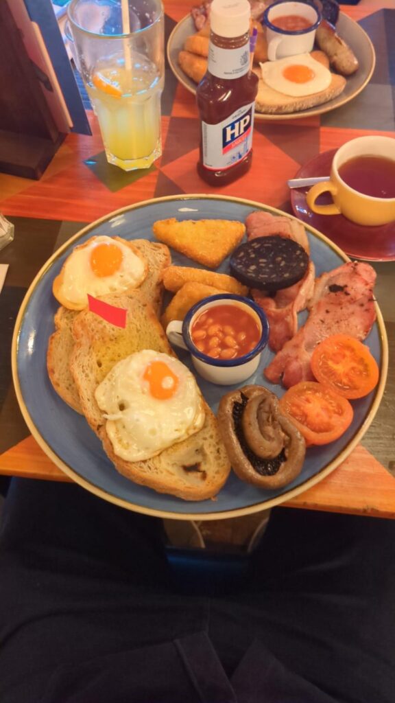 Had this absolute unit of a breakfast (yes I ate it all)