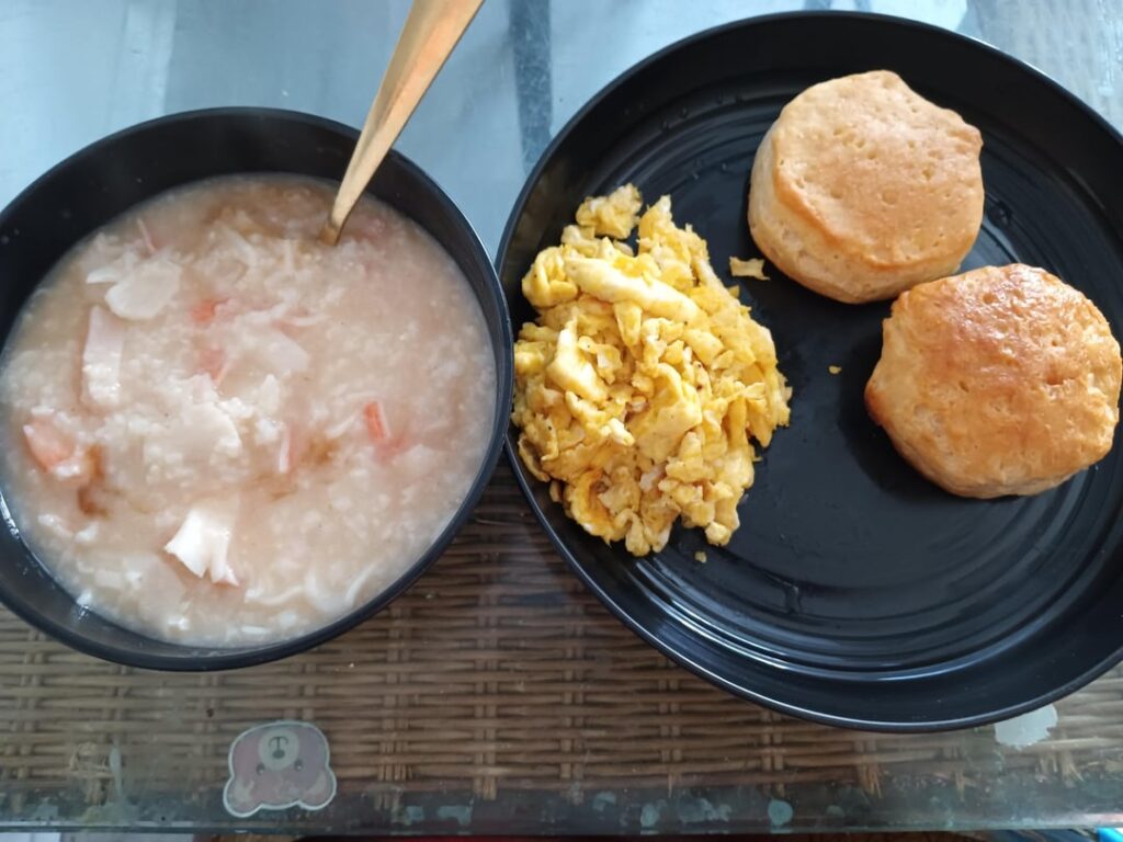 Seafood congee for breakfast/brunch