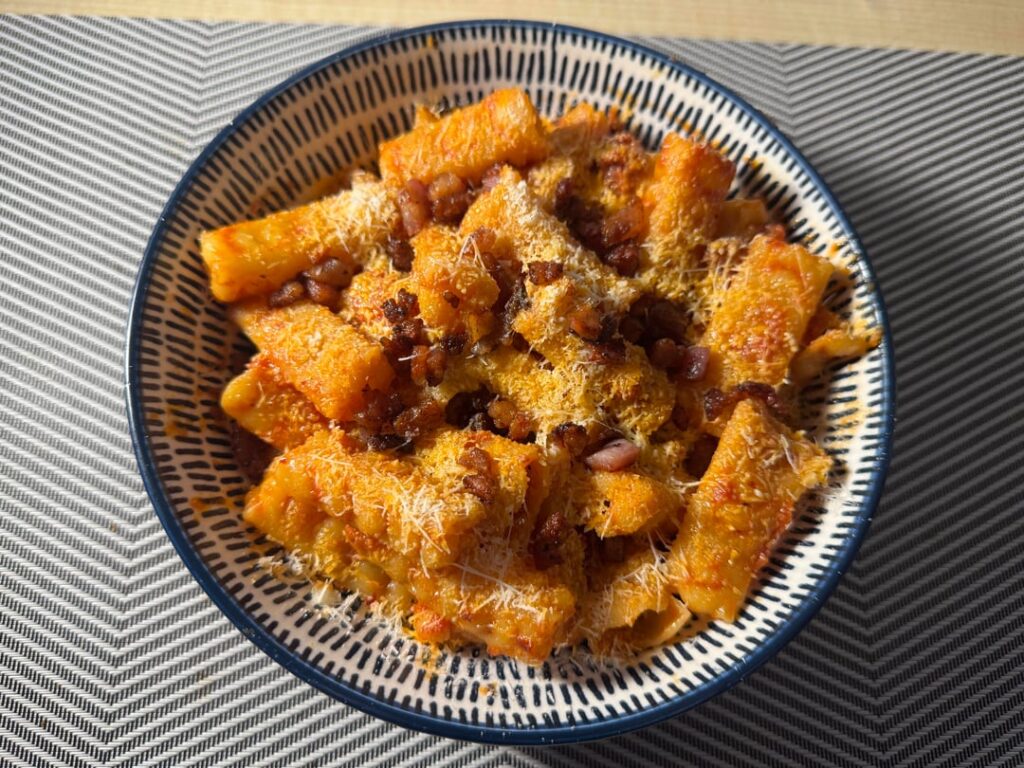 Amatriciana! (finally found the use for those festonati)