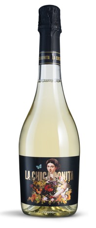 Chica Bonita sparkling wine bottle
