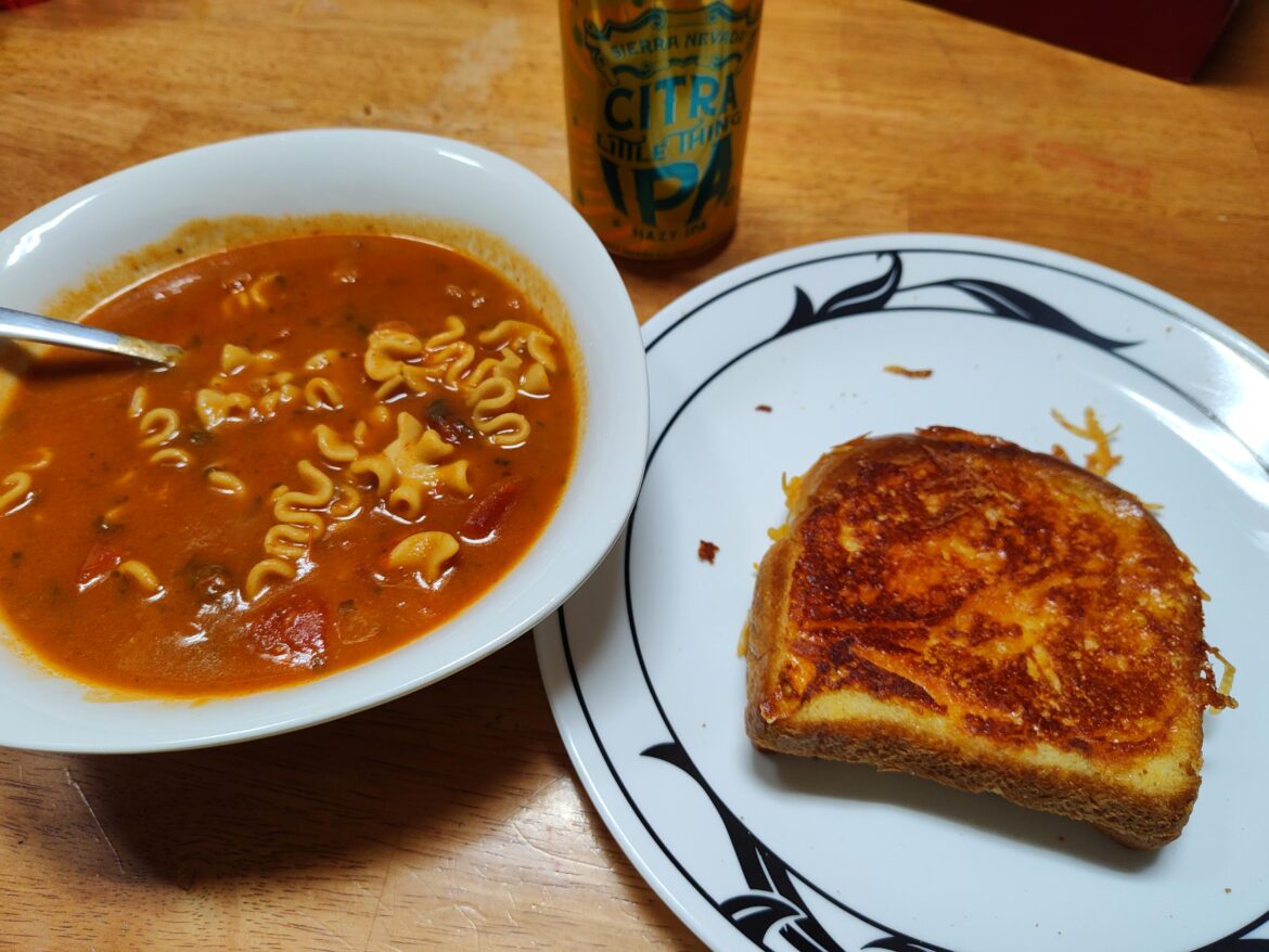 Cheese grilled cheese, lasagna soup, and a brewsky.