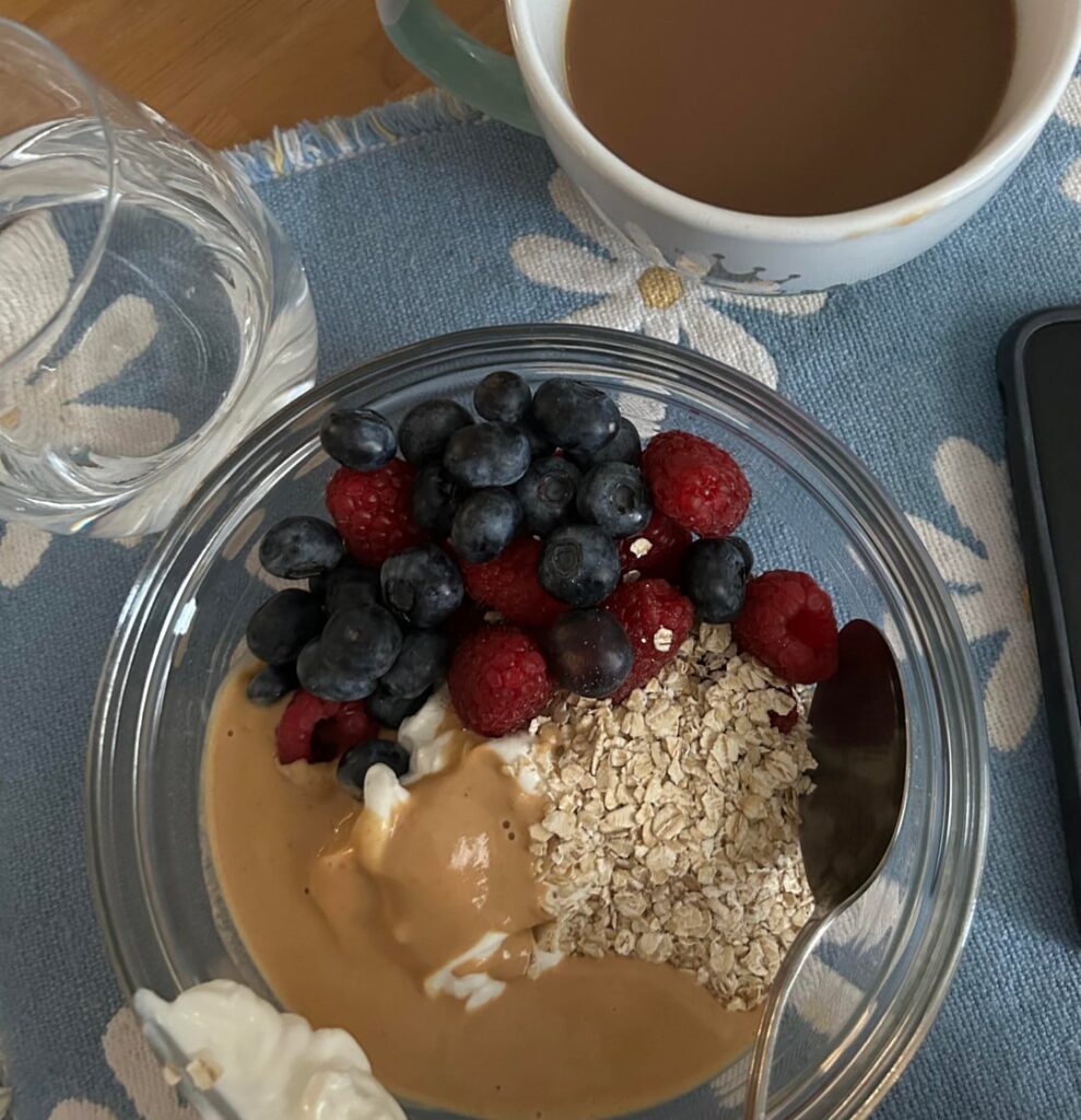 1323kcal, 96g protein, 23g fibre