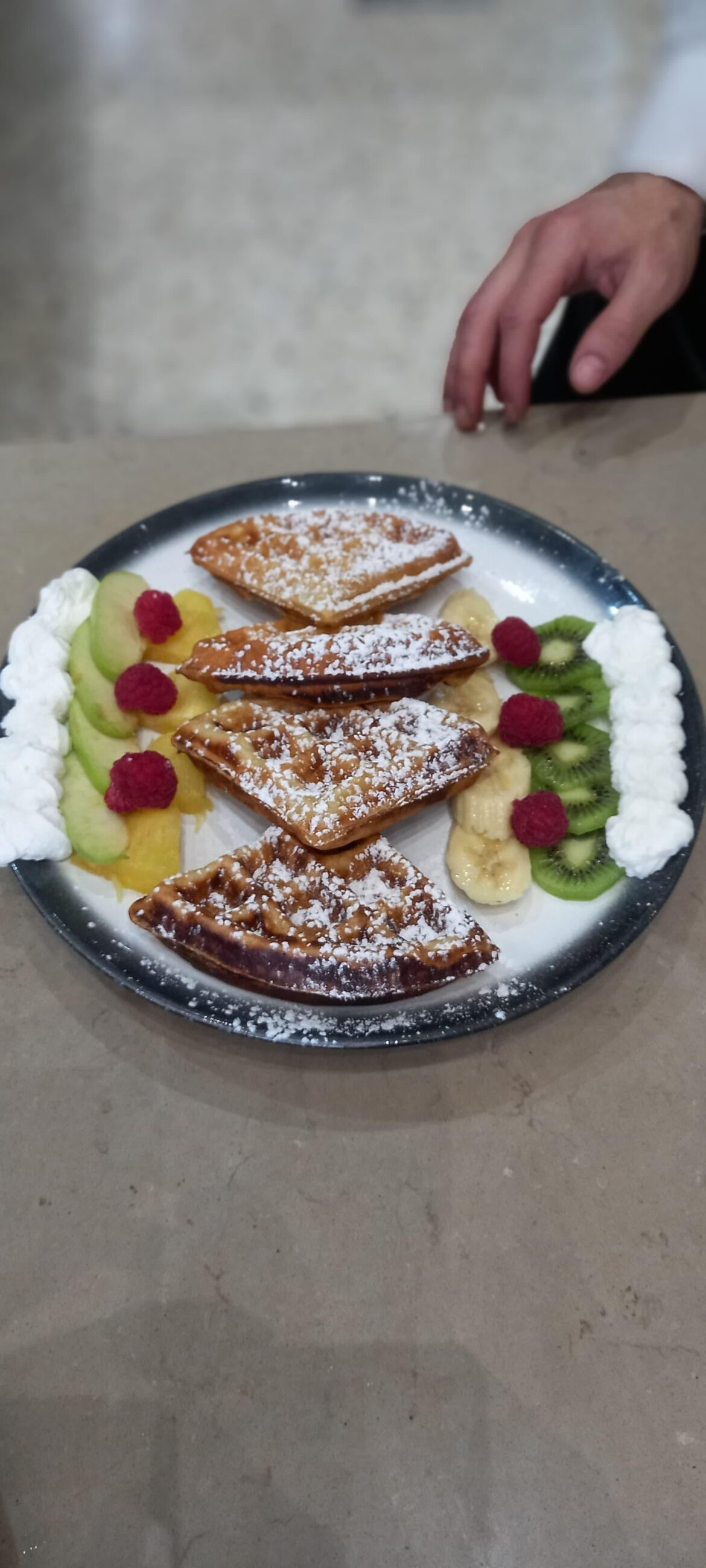 What do you think of the shape of the dish?