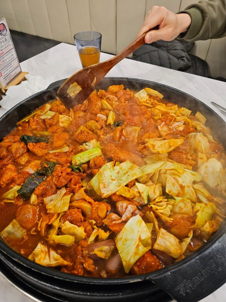 Have you tried dakgalbi? It's perfect.
