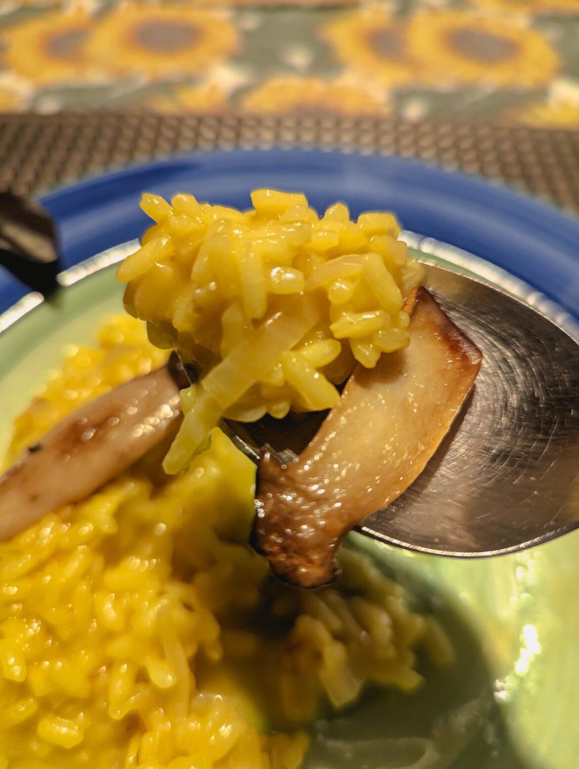 Risotto alla Milanese (iranian saffron) with king oyster mushrooms