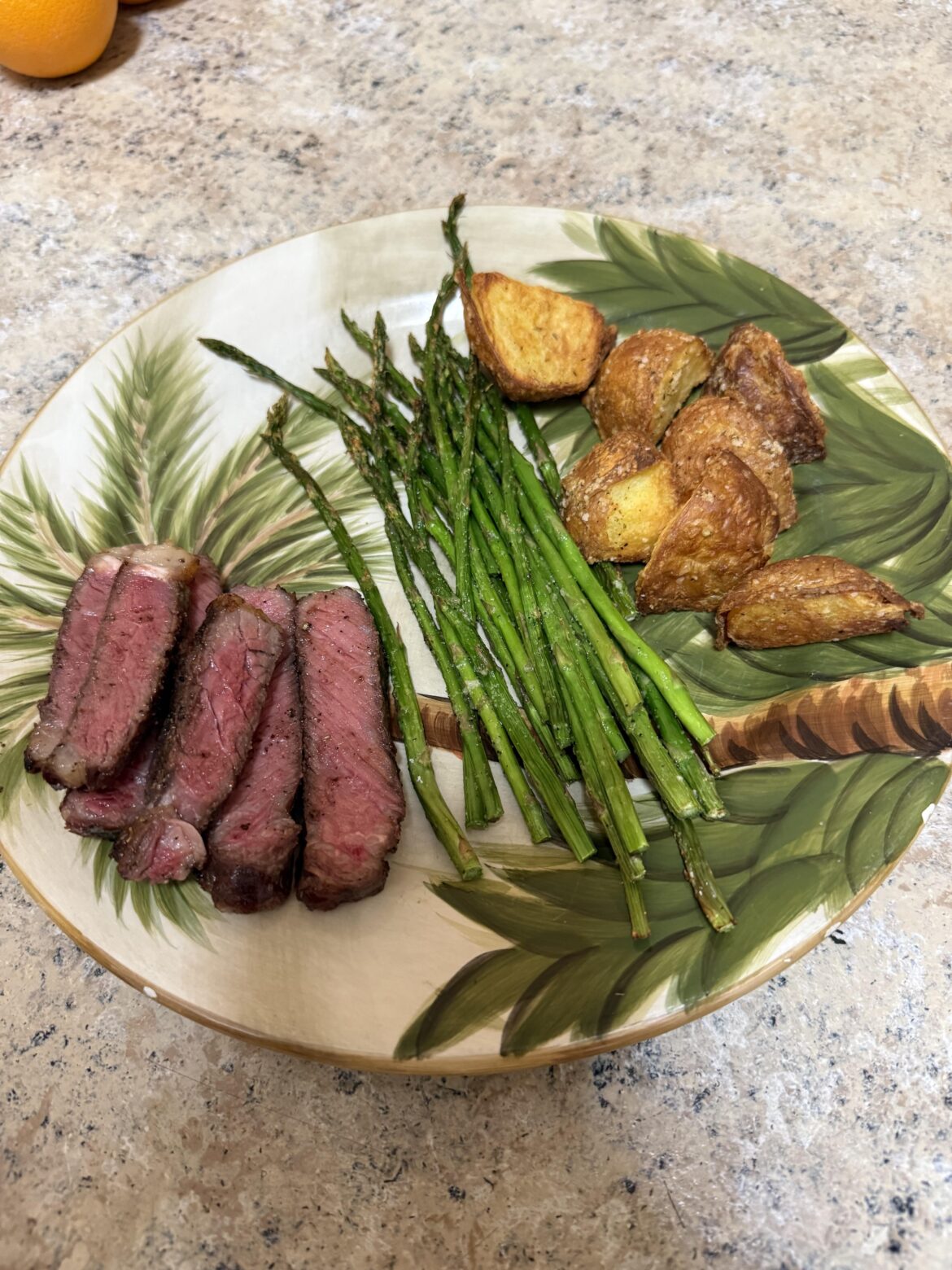 NY Strip, potatoes and asparagus