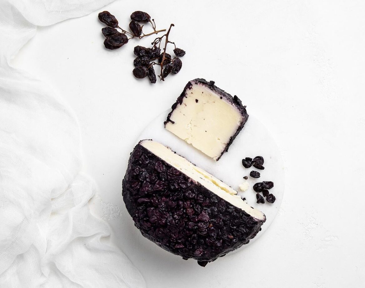 Day 1974 of posting images of cheese until I run out of cheese types: Drunken Buffalo