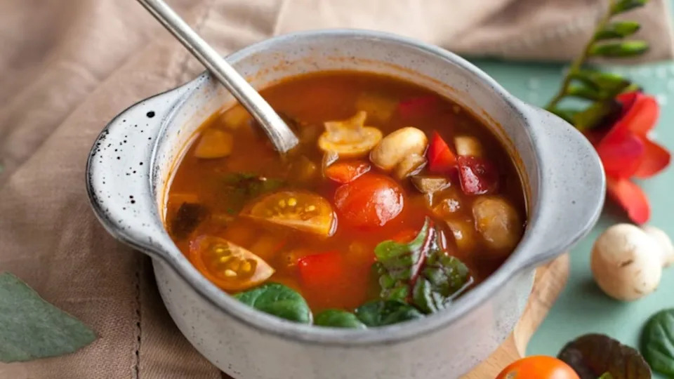 Low-Sodium Soup Recipes Minestrone Unsplash