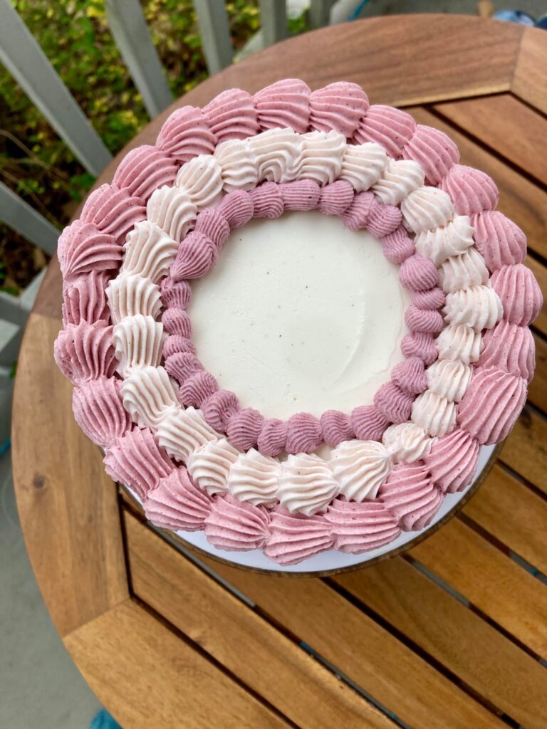 Spiced chocolate banana tahini practice cake 🐚