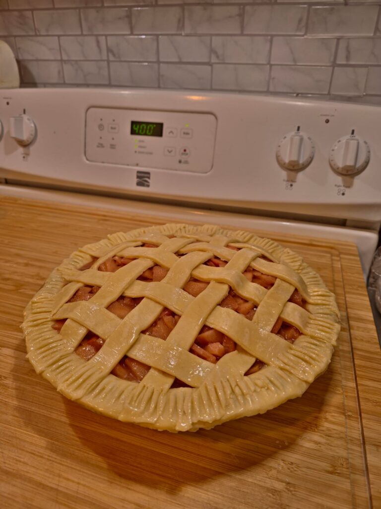 It's the early morning of my 30th birthday and I couldn't sleep. Decided to bake a pie. (Before/After)