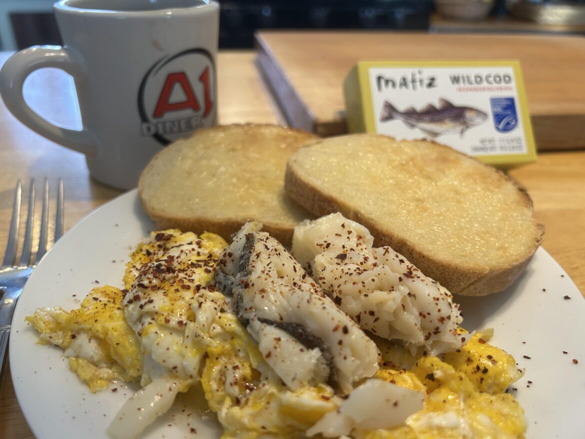 Matiz wild cod, eggs with Aleppo pepper, toast