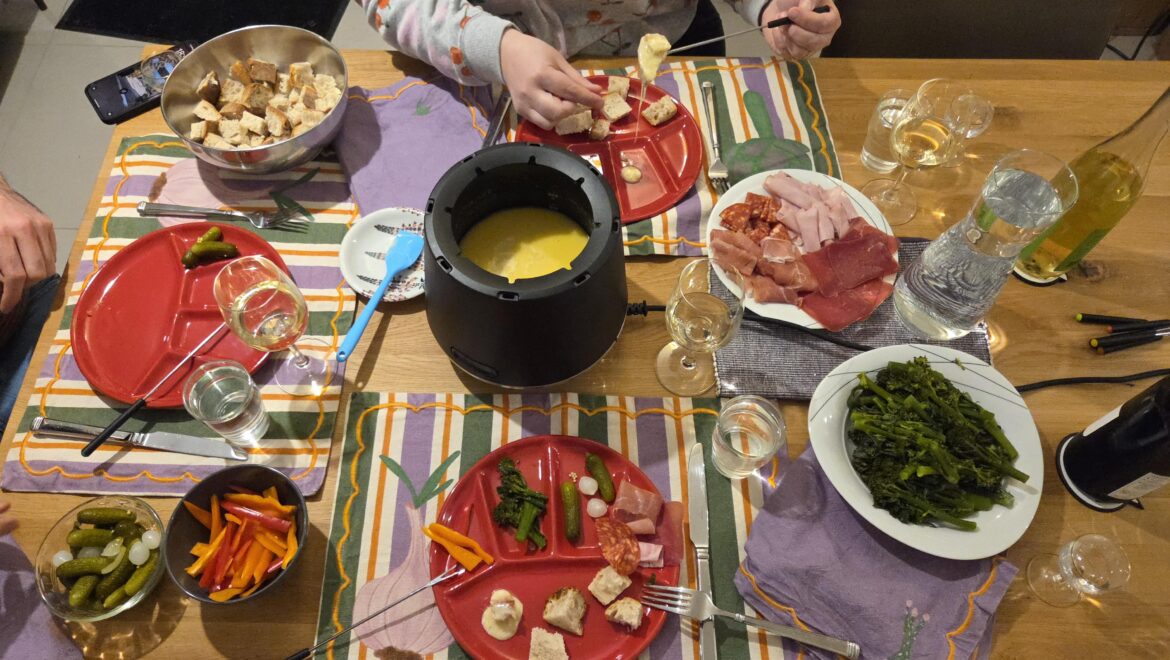 Fondue with friends