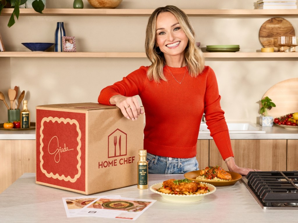 Giada de Laurentiis on How She & Daughter Jade Work in the Kitchen Giada de Laurentiis on How She & Daughter Jade Work in the Kitchen