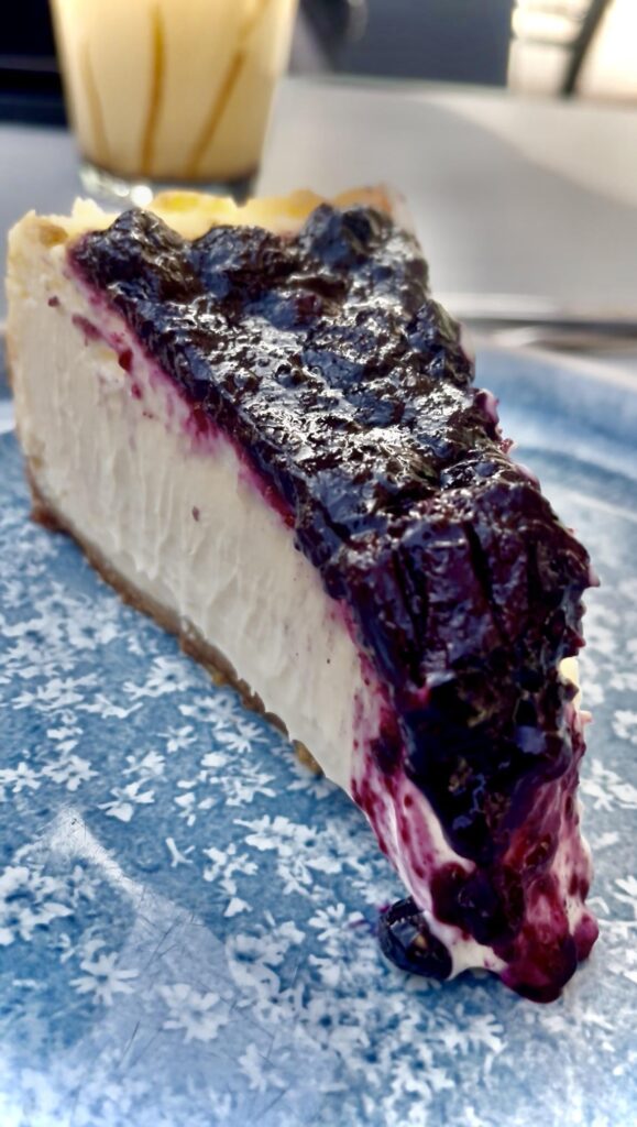 Melt in your mouth Berry Cheescake