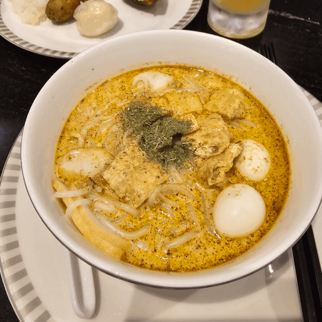 I guess you could say, I really like laksa 😋