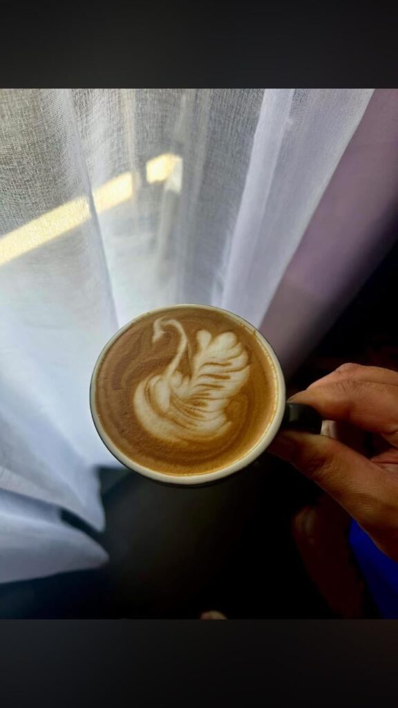 Hello. Home barista here! And it's my first time here in reddit. What can you say about my latte art? 🤗 I'm using Anaerobic Natural Processed Mt. Apo.
