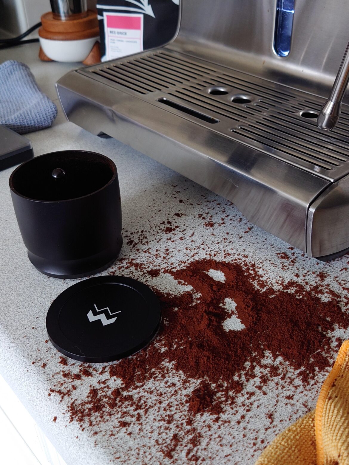 Anyone else find the Blind Shaker terrible from a usability standpoint?