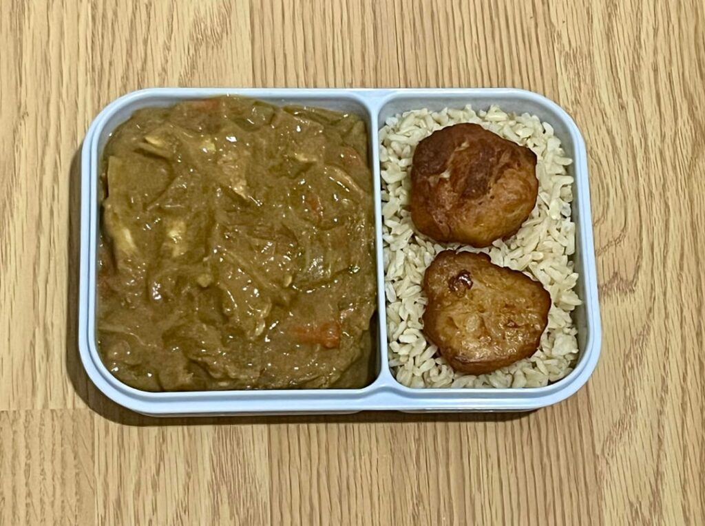 Japanese curry in a bento box that doesn’t leak