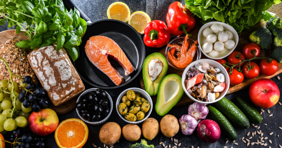 Certain diets may help reduce inflammation in MS, new review finds Certain diets may help reduce inflammation in MS, new review finds