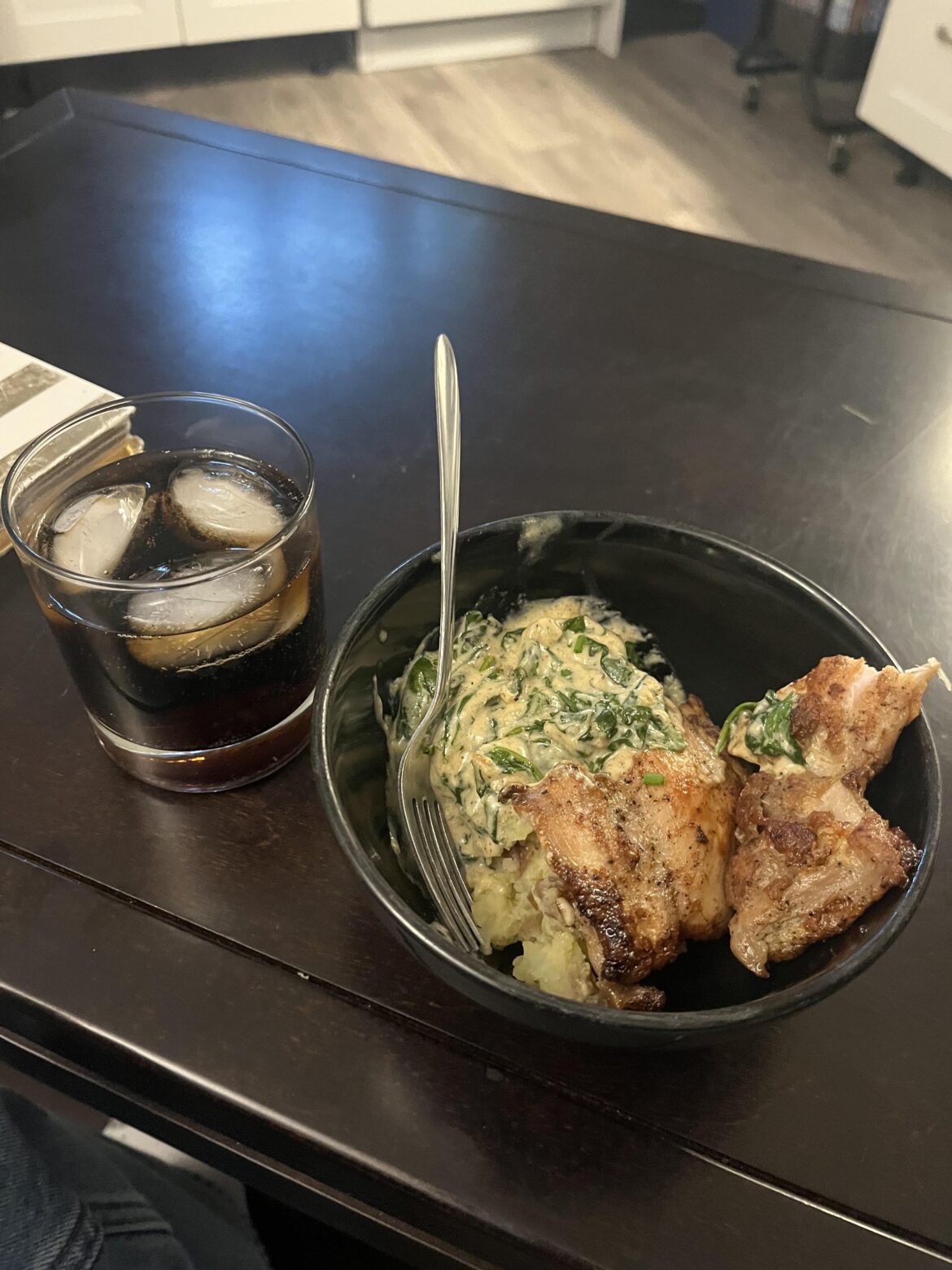 Creamy Garlic Chicken and Spinach with a cheeky drink