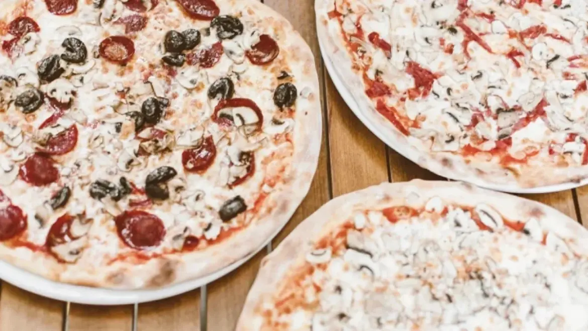 10 Top-Ranked Frozen Pizzas Reviewed by Italians
