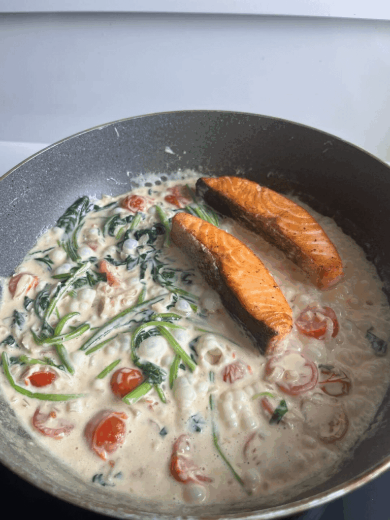 Quick salmon pasta, creamy and packed with greens