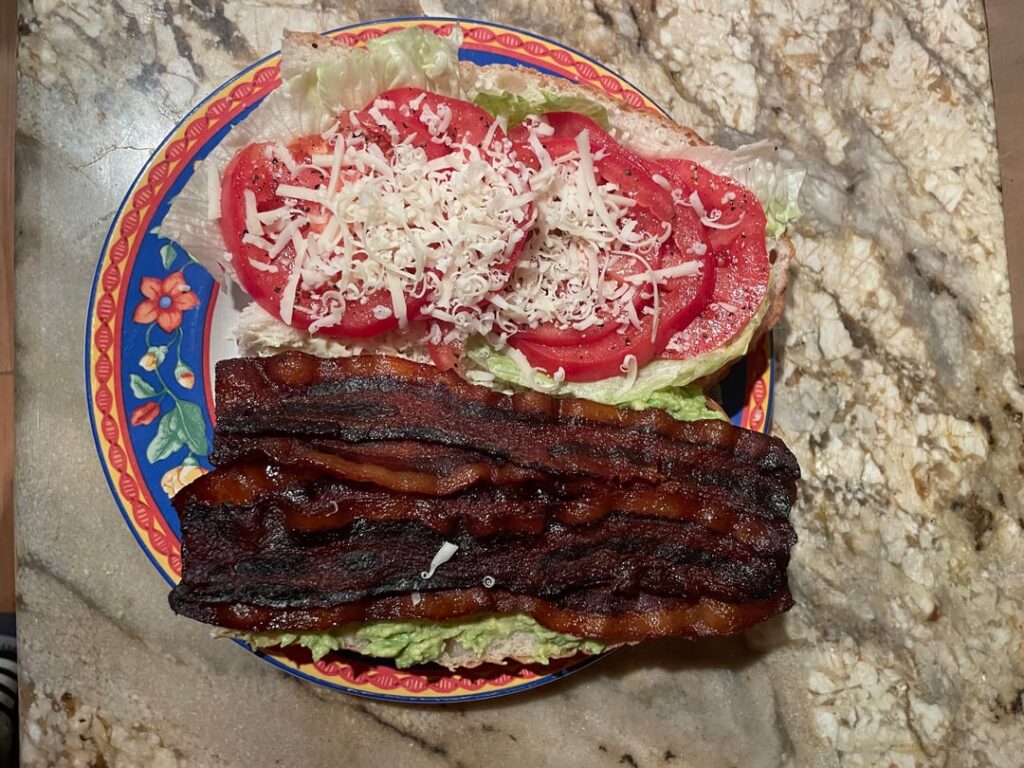 Saturday night = Honey Sriracha BLTA