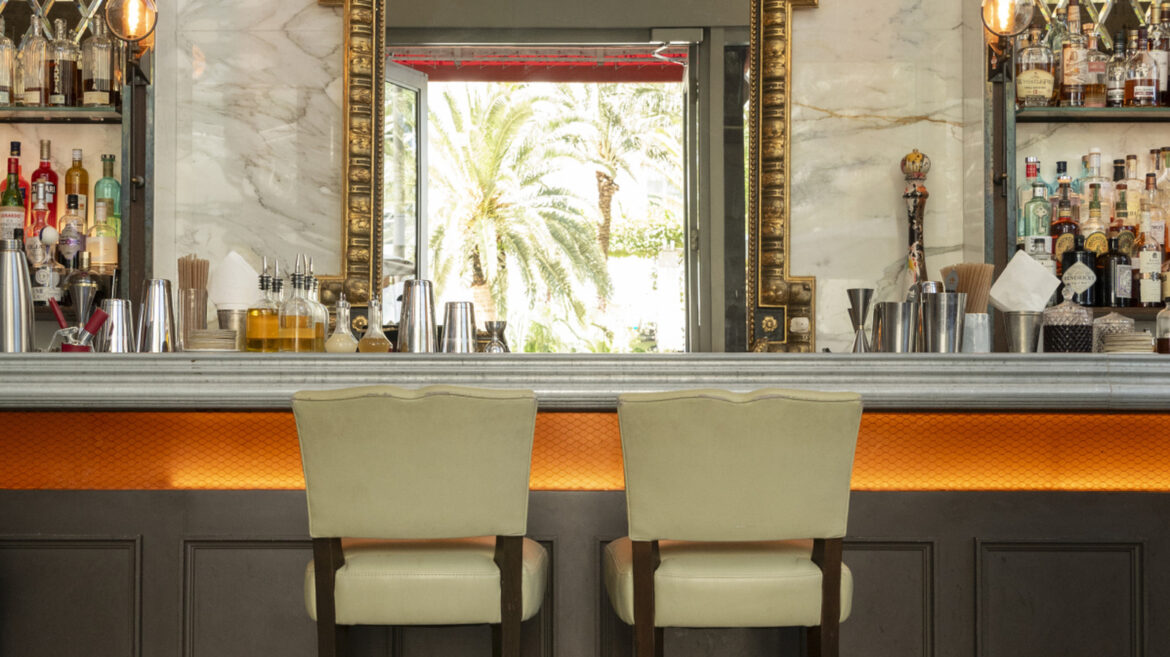 The Chic Miami Bar I Visit For Effortlessly Elegant French Vibes