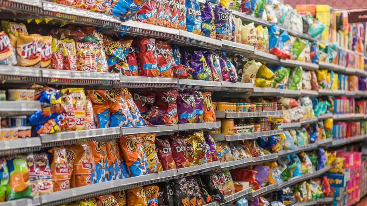 Major chip prices drop 15% at grocery stores as Frito-Lay slashes costs on fan favorites