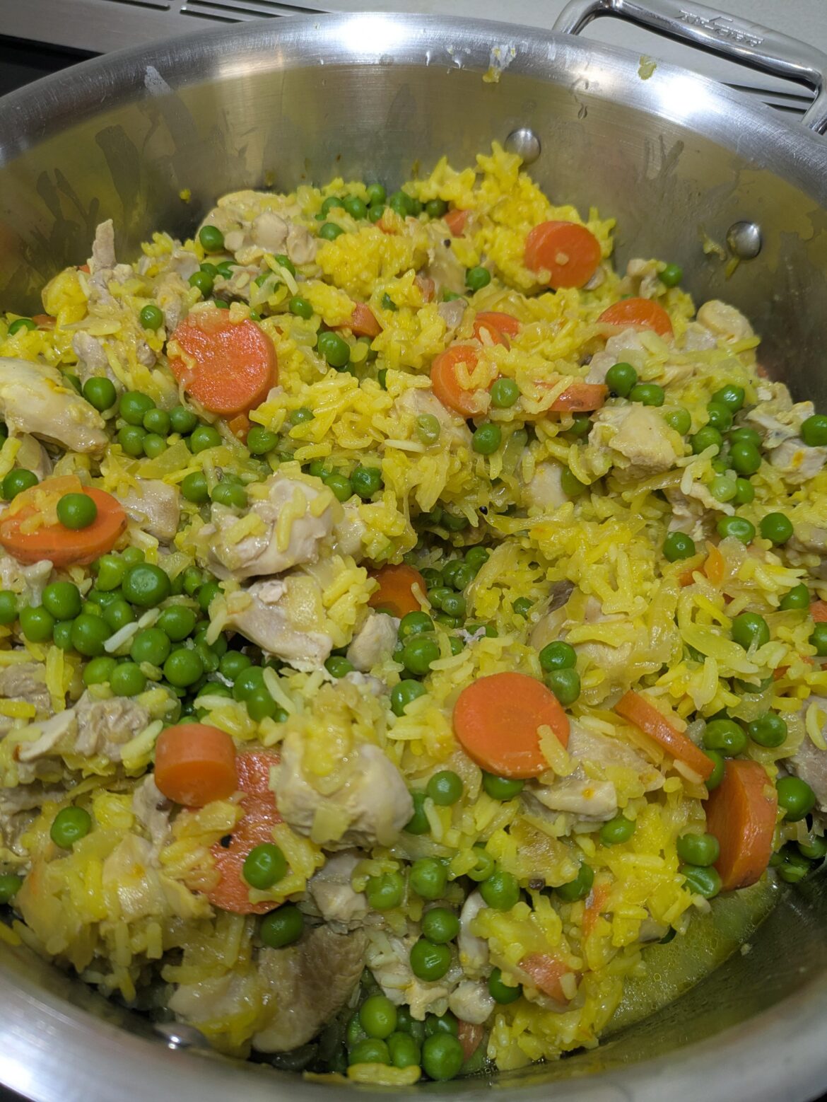 Turkish(-ish) Lunch Dish: Rice with Chicken, Veggies, and Saffron