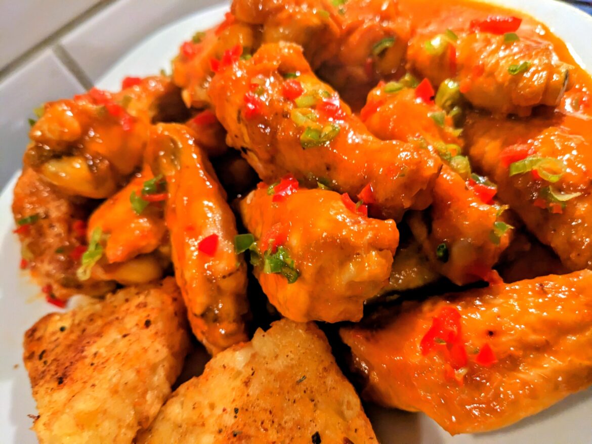 Wings and some hash browns because my brain thought that'd be ok