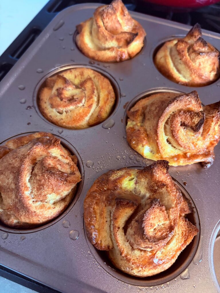 110 cal cinnamon rolls
