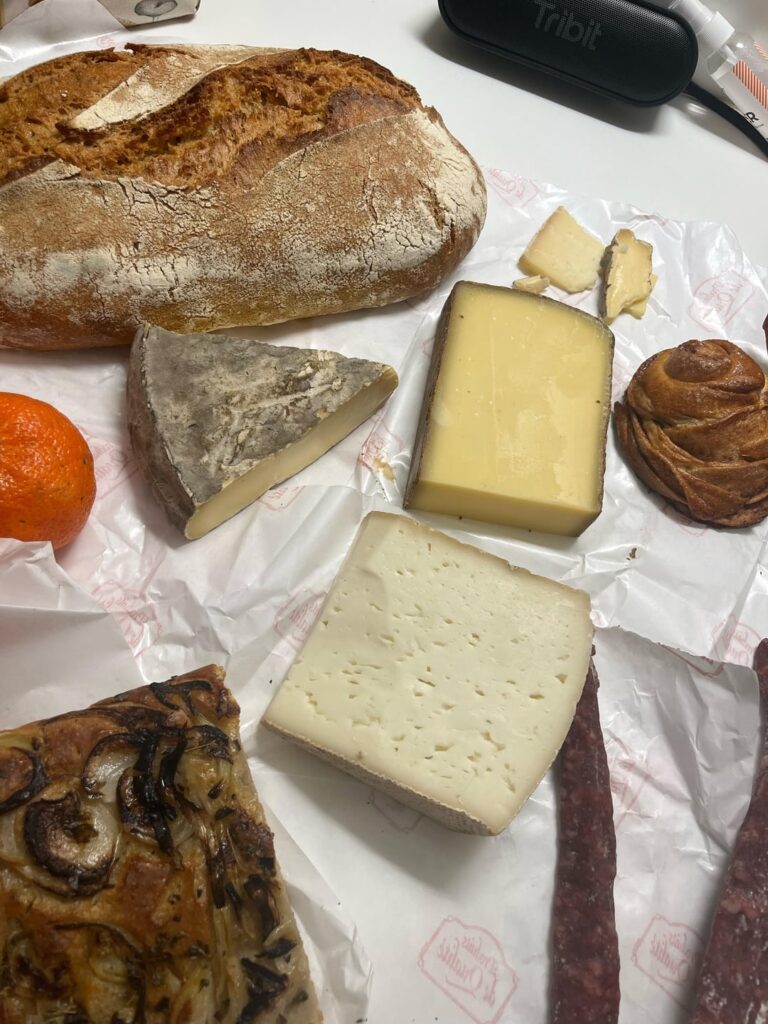 Mystery French/Catalan cheeses?