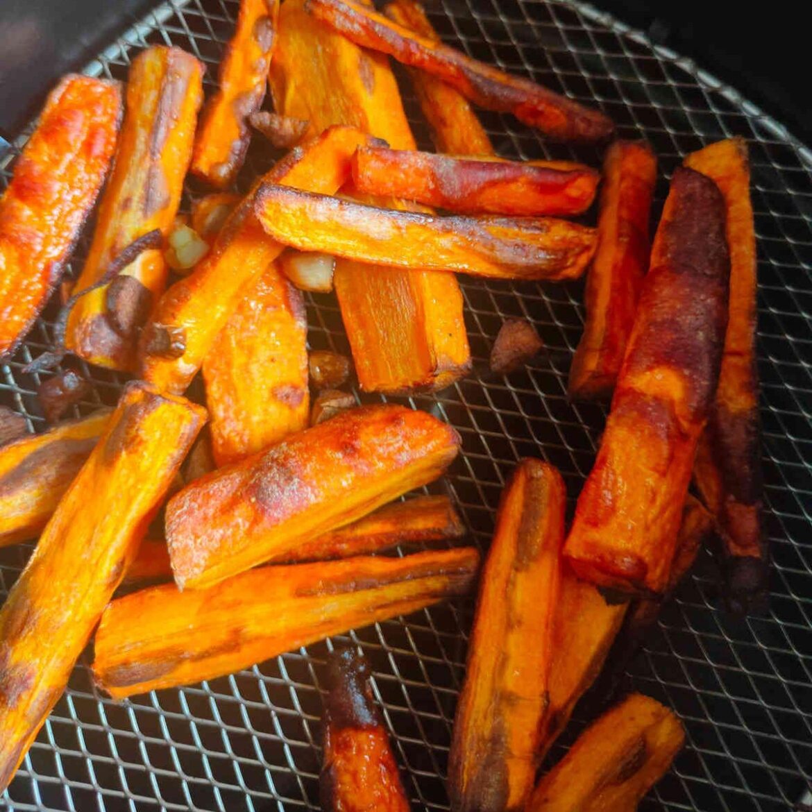 Charred Carrots in Air Fryer