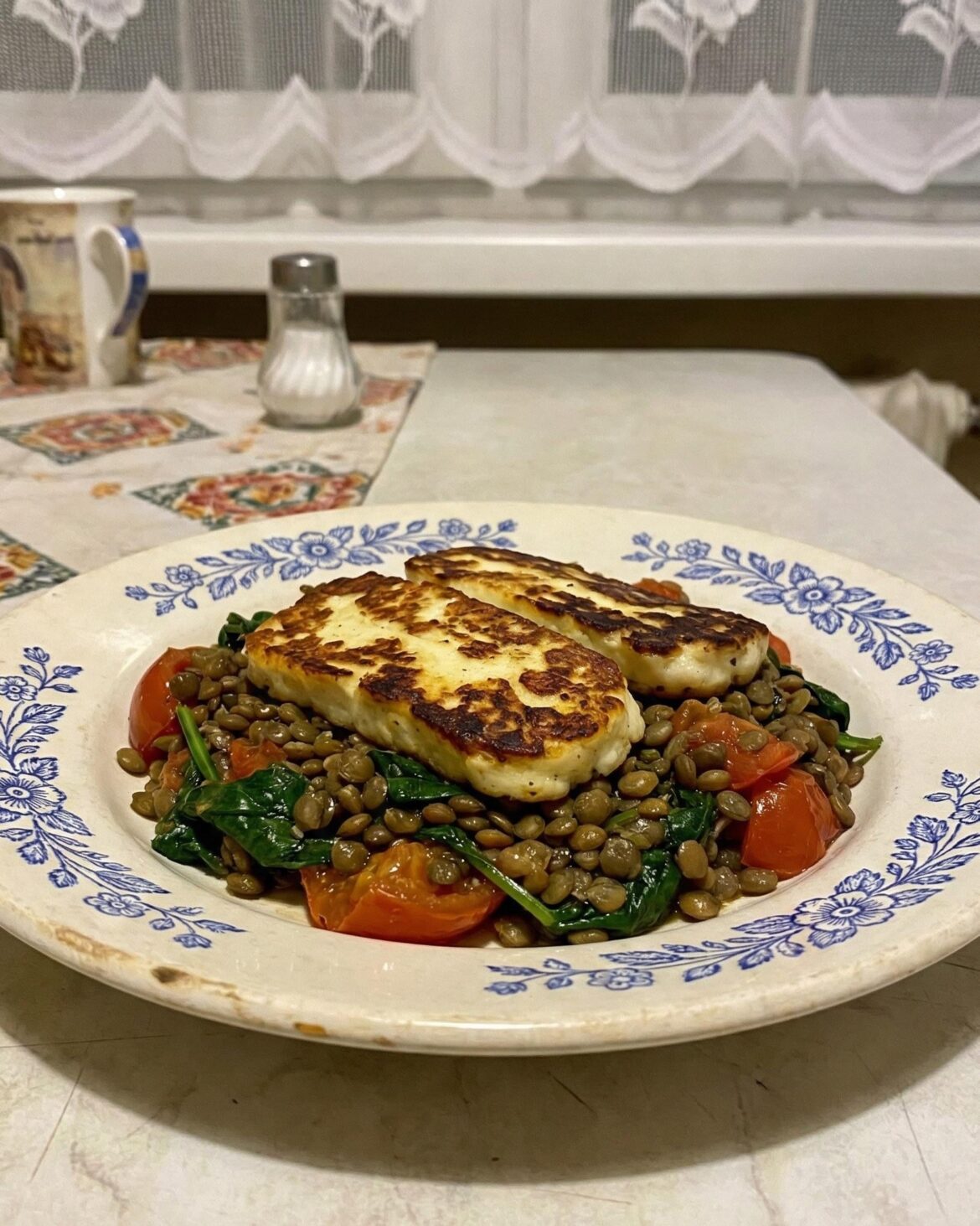 Golden Halloumi & Lentil Skillet