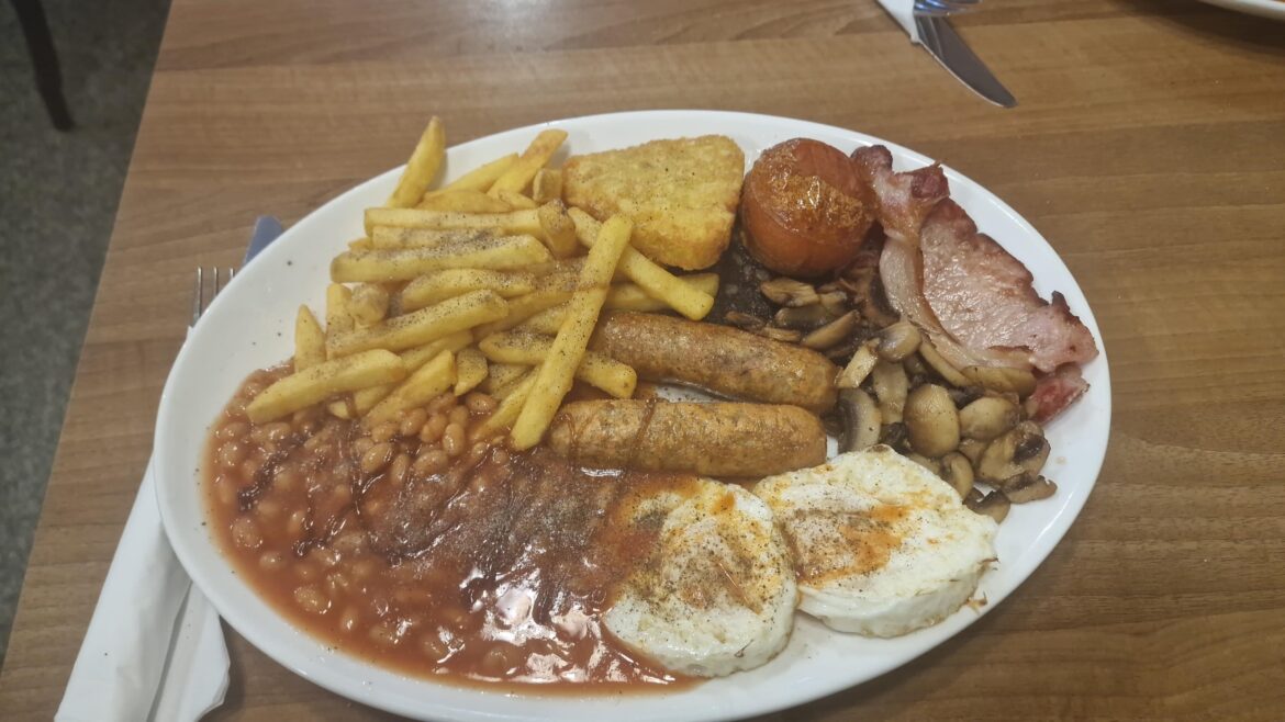 Mega Becks from Becks Cafe in Maidstone £11.50 with an extra £1.40 for the hash brown =[