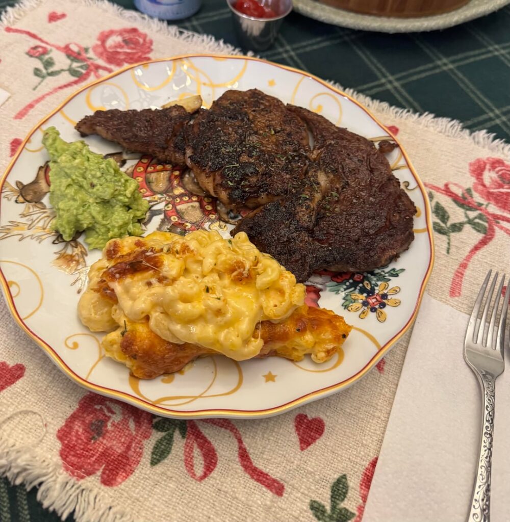 A couple of meals from the past week + my birthday. 💓