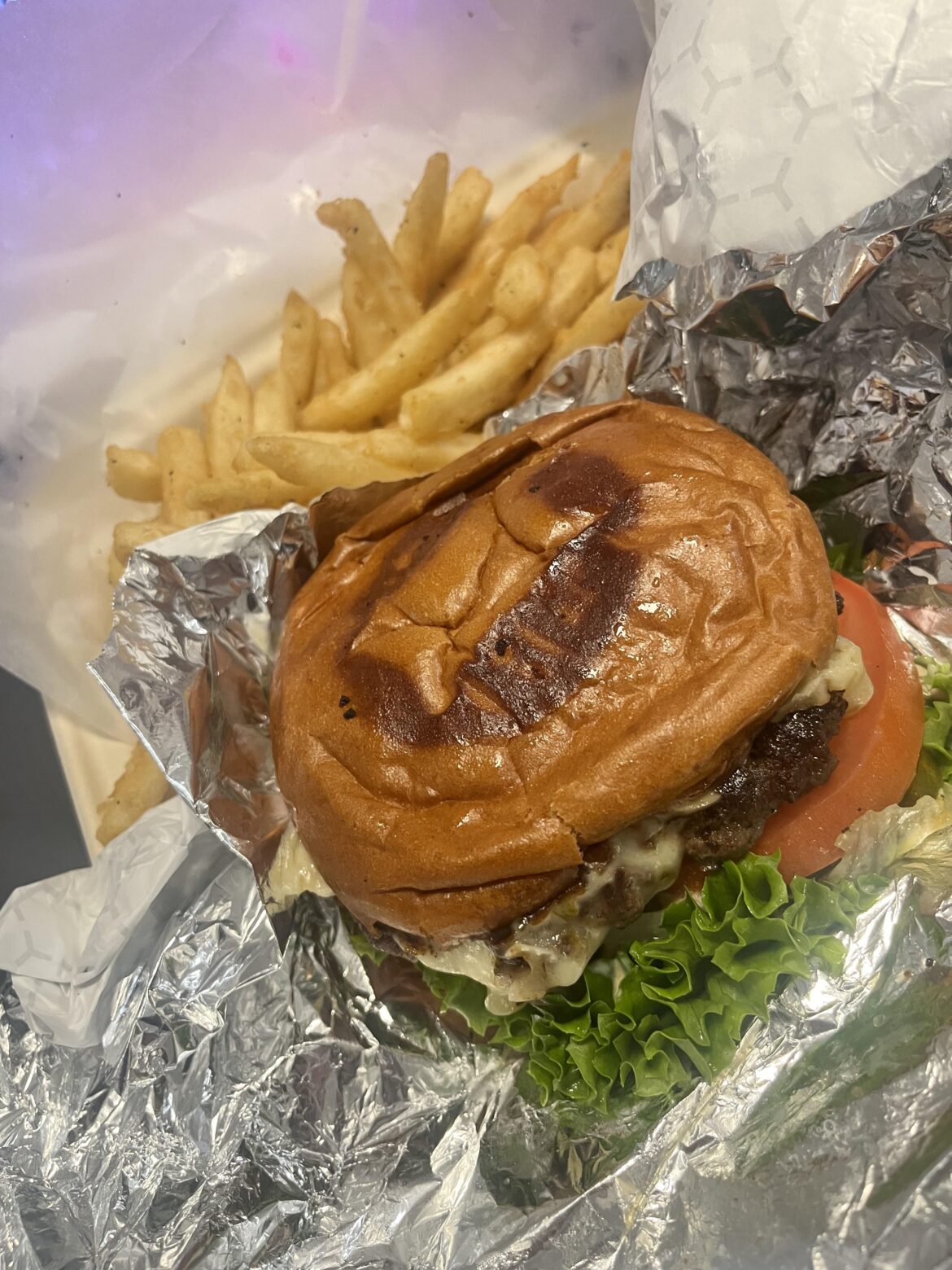 Jalapeño burger and fries 🔥