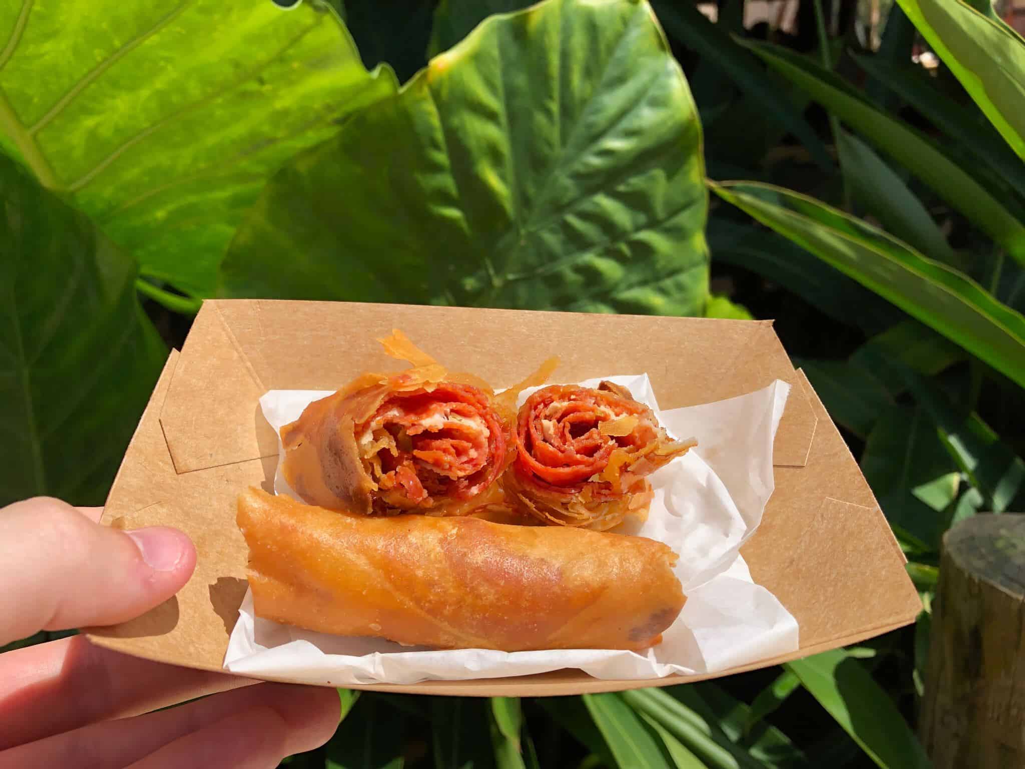 Pepperoni pizza spring rolls