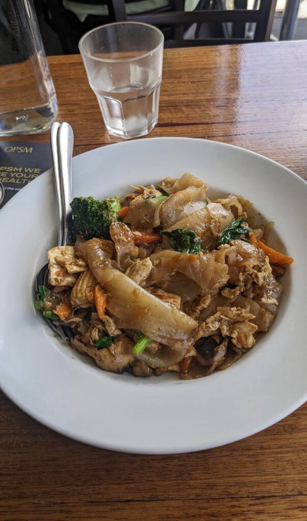 Pad see ew calories please?