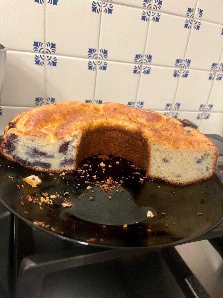 Ciambella ricotta e mirtilli