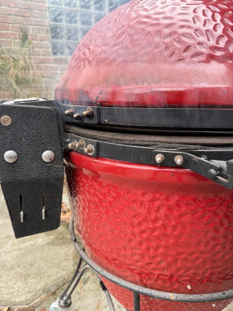 Back of my grill isnt sealing Back of my grill isnt sealing