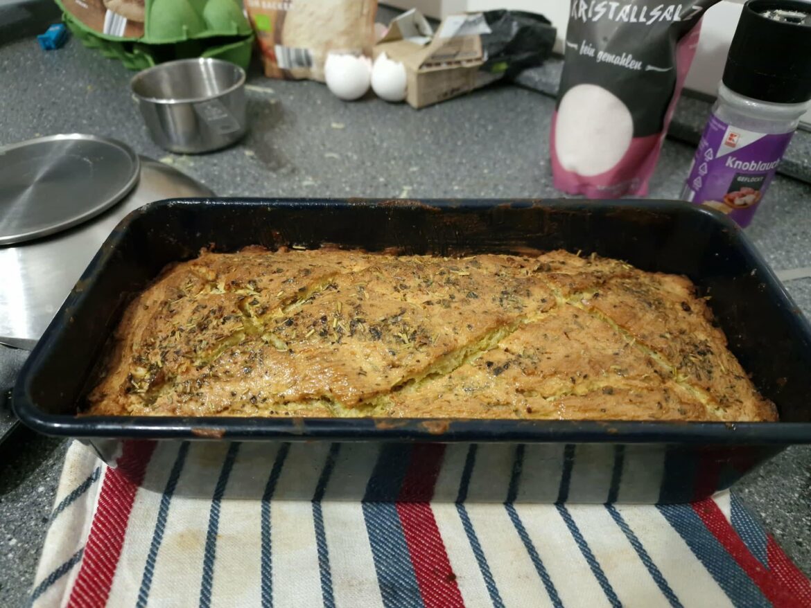 Keto Herb & Garlic Bread