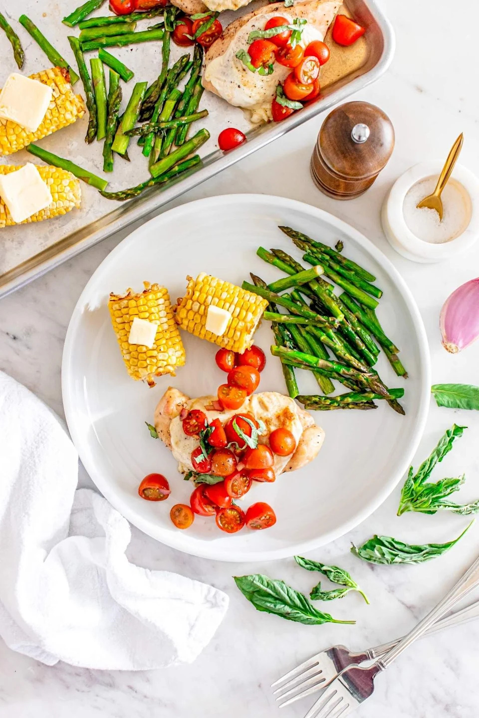 Sheet Pan Chicken Caprese - Photo Credit: xoxoBella.