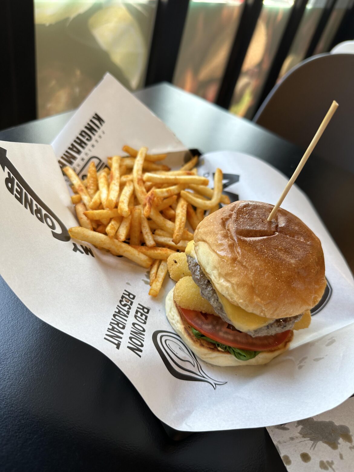 Mozzarella Cheese Burger in Korea