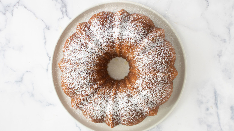 Bundt cake dusted with powdered sugar