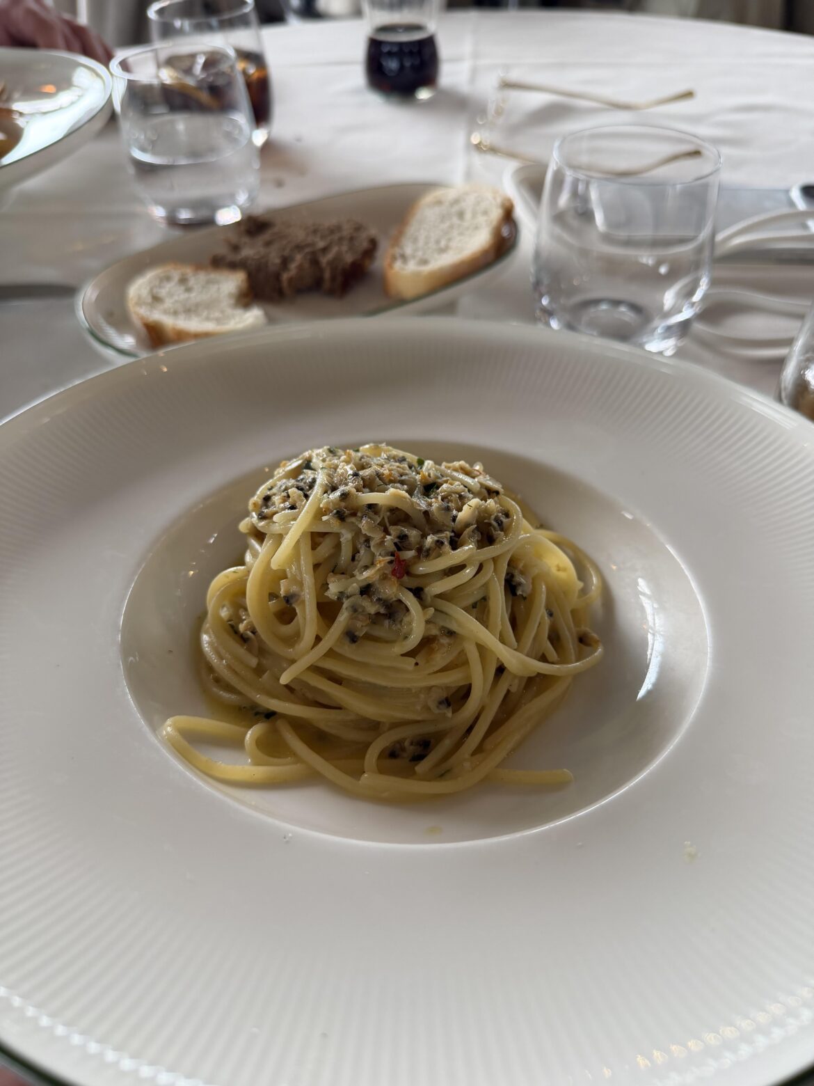 Spaghetti with clams